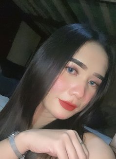 Queen VERS Amelia - Acompañantes transexual in Jakarta Photo 2 of 27