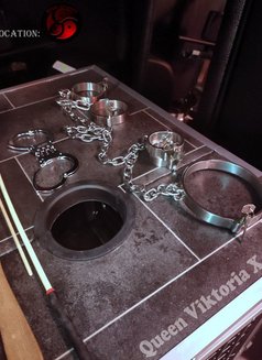 Queen Viktoria - Dominadora in Göteborg Photo 21 of 29