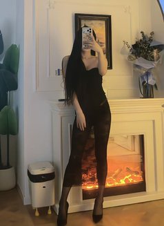 Queen Winnie - Transsexual escort in Shanghai Photo 10 of 10