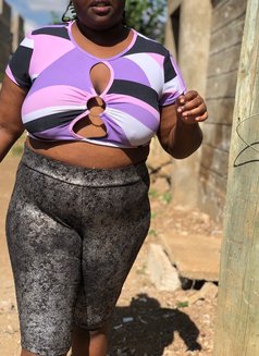 Queenchubby23 - escort in Hamilton, Canada Photo 6 of 6