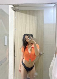 Queene - puta in Manila Photo 2 of 4