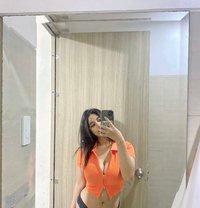 Queene - escort in Manila