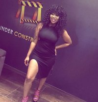 Queenie - puta in Accra