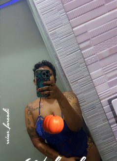 Queenie - escort in Accra Photo 7 of 8