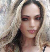Queenlove - Transsexual escort in Mumbai