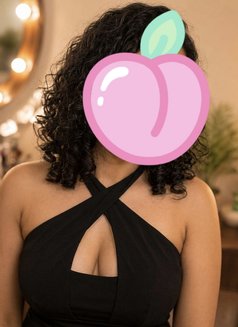 Queens Kerala 🤍 - escort in Dubai Photo 1 of 3