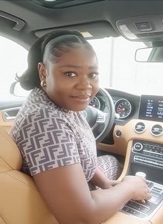 Queensarah - masseuse in Accra Photo 3 of 4