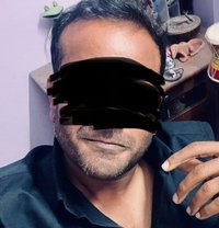Queenslave - Male companion in Hyderabad