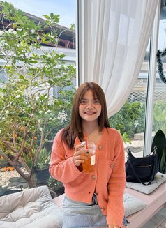Queeny Sweet 19yr Teenage Dream 42kg - escort in Pattaya Photo 3 of 6