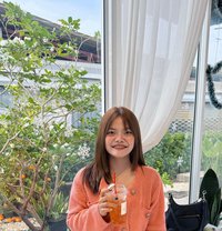 Queeny Sweet 19yr Teenage Dream 42kg - puta in Pattaya