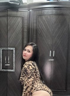 QueenySuper big ass - escort in Dubai Photo 10 of 15