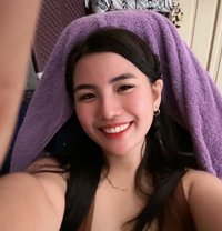 Quel - escort in Manila