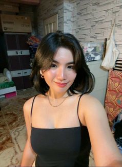Quely - escort in Makati City Photo 7 of 30