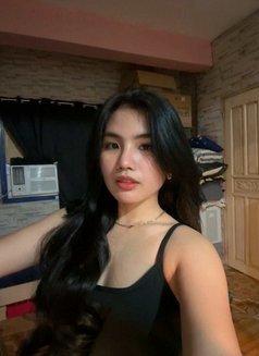 Quely - escort in Makati City Photo 13 of 30