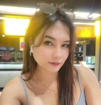 Quen of Hearts - Acompañantes transexual in Manila