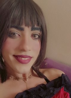 Quenmona - Transsexual escort in Cairo Photo 1 of 6