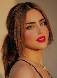 Quenmona - Transsexual escort in Cairo Photo 10 of 15