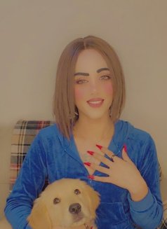 Quenmona - Transsexual escort in Cairo Photo 11 of 11