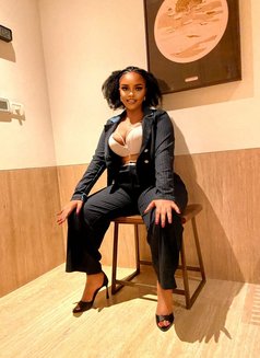 Quincy - puta in Kolkata Photo 5 of 5