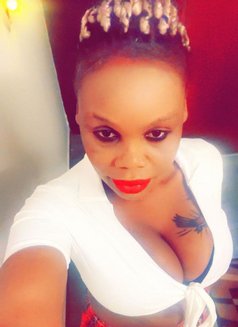 Quinta - escort in Chennai Photo 1 of 2