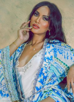 Quratu - Transsexual escort in Kuala Lumpur Photo 27 of 28