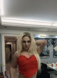 Quuen Xxl Istanbul - escort in İstanbul Photo 2 of 4
