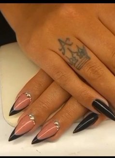 Qween Nano - escort in Beirut Photo 2 of 5