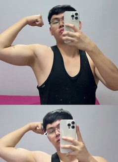 Qwerty - Acompañantes masculino in Riyadh Photo 3 of 6