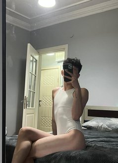 ⚜️ R A D İ K ⚜️ - Male escort in İstanbul Photo 7 of 8