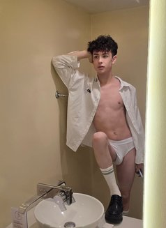⚜️ R A D İ K ⚜️ - Male escort in İstanbul Photo 12 of 14
