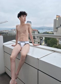 ⚜️ R A D İ K ⚜️ - Male escort in İstanbul Photo 14 of 14
