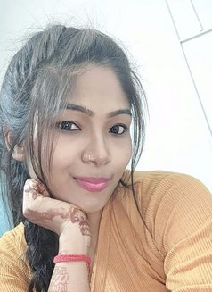 R̳a̳n̳i̳ (Real Meet and Cam Service) - puta in Bangalore Photo 2 of 4
