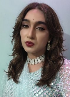 R O S E - Transsexual escort agency in New Delhi Photo 6 of 14