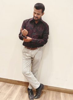 R. S - Male escort in Mumbai Photo 2 of 2