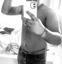 R007 V - Male escort in Kolkata