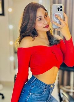 RaNia in Dubai - escort in Dubai Photo 2 of 12