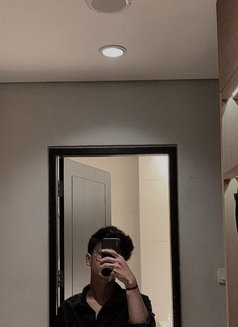 Raa - Male escort in Lucknow Photo 1 of 1