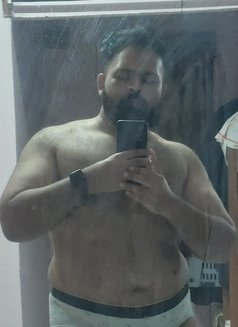 Raahul Male Escort/ Masseur - Male escort in Bangalore Photo 1 of 5