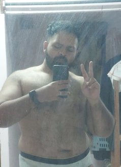 Raahul Male Escort/ Masseur - Male escort in Bangalore Photo 2 of 5