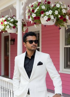 Raaj Chakraborty - Male escort in Kolkata Photo 3 of 4