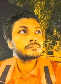 Raaj Chakraborty - Male escort in Kolkata Photo 1 of 4