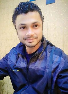 Raaj Chakraborty - Male escort in Kolkata Photo 3 of 4