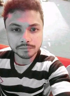 Raaj Chakraborty - Male escort in Mumbai Photo 3 of 4