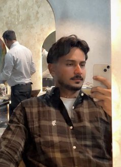 Raaj - Male escort in Chandigarh Photo 2 of 3