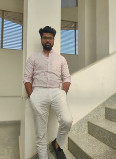 Raaj - Male adult performer in Gurgaon Photo 2 of 3