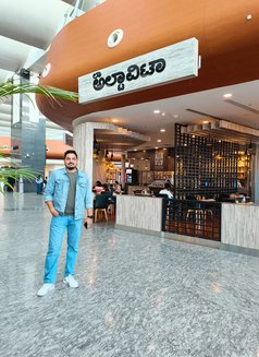 Raaj - Male escort in Jaipur Photo 1 of 3