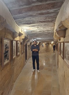 Raaj - Male escort in Jaipur Photo 2 of 3