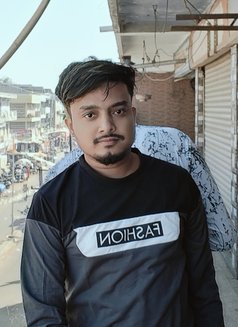 Raaj - Male escort in Mumbai Photo 4 of 6