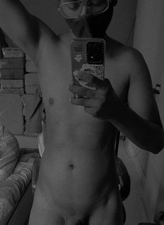 Raaj - Male adult performer in New Delhi Photo 7 of 7