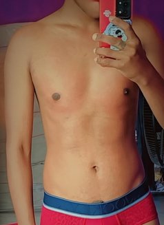 Raaj - Male escort in New Delhi Photo 2 of 3